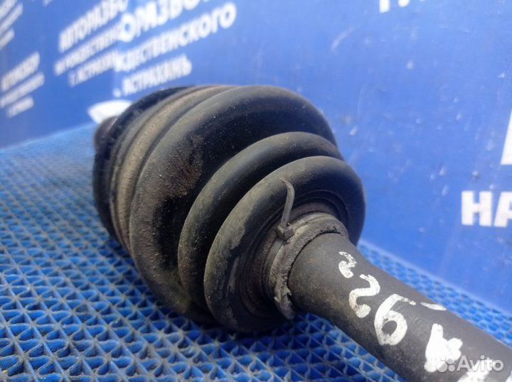 Левый привод Toyota Carina E седан 3S-FE 1992