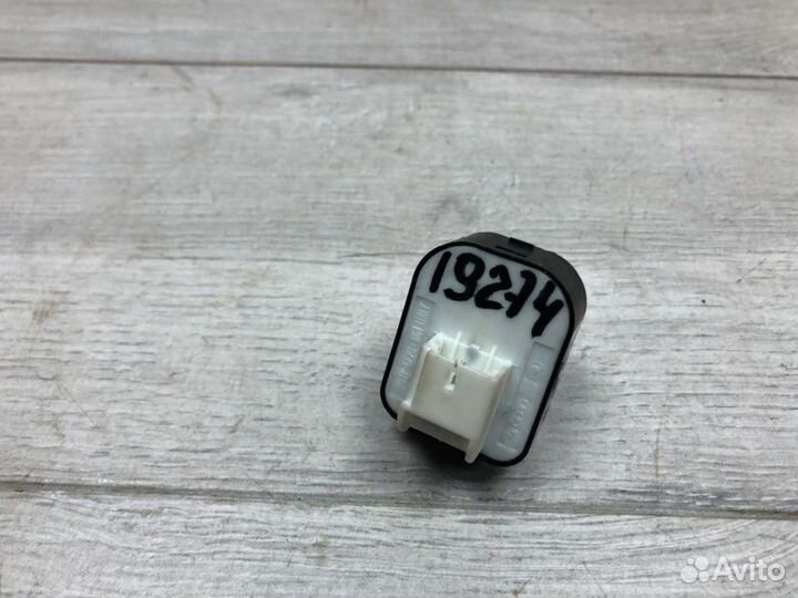 Блок управления зеркалами Audi A3 универсал cmba