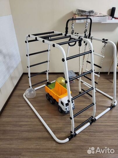 Детский спортивный комплекс для дома и улицы