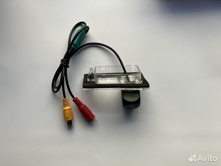 Камера заднего вида для Hyundai Solaris