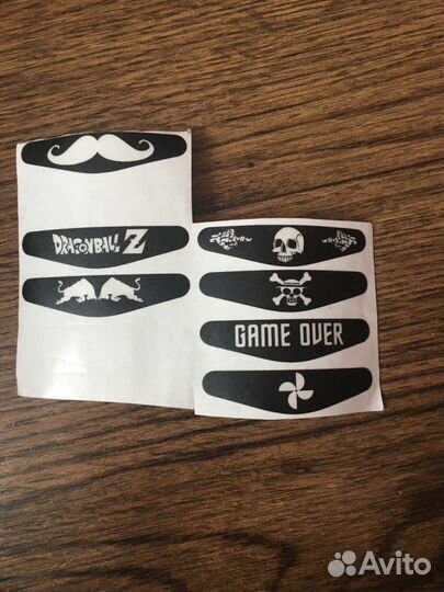 Ps4 на джойстику одежка