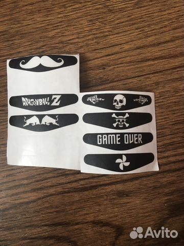 Ps4 на джойстику одежка