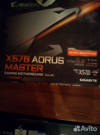 Материнская плата x570 aorus master