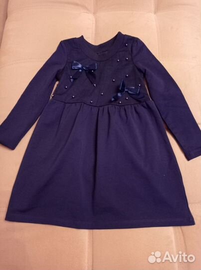 Комплект новой одежды для девочки 98-104