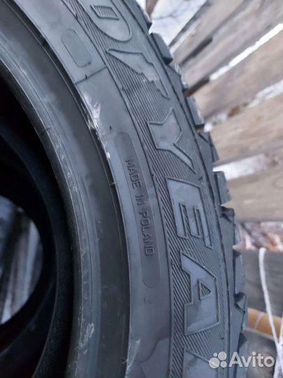 Goodyear Ultragrip 600 205/55 R16 94T