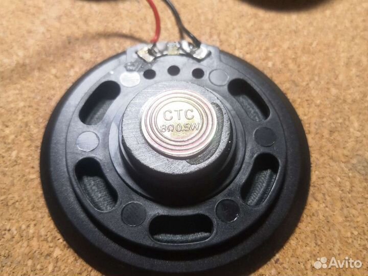 Динамики-пищалки, крепления, сетки динамиков