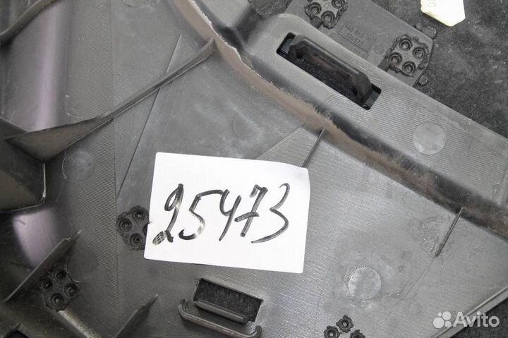 Обшивка багажника левая Audi A6(C7)