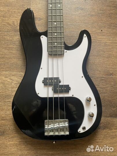 Басс гитара 4 струны