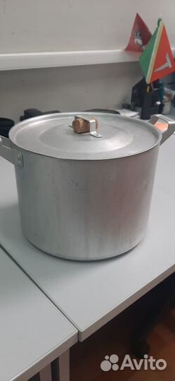 Кастрюля алюминиевая