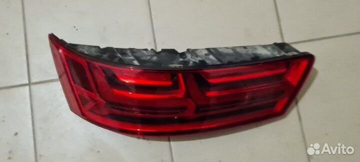 Фонарь левый задний левый Audi Q7 2015-2019