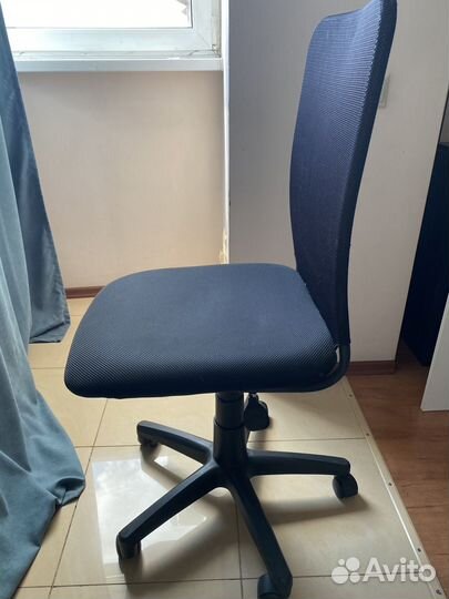 Компьютерное кресло б/у