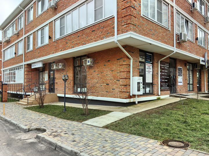 Торговое помещение с арендатором 37.4 м²