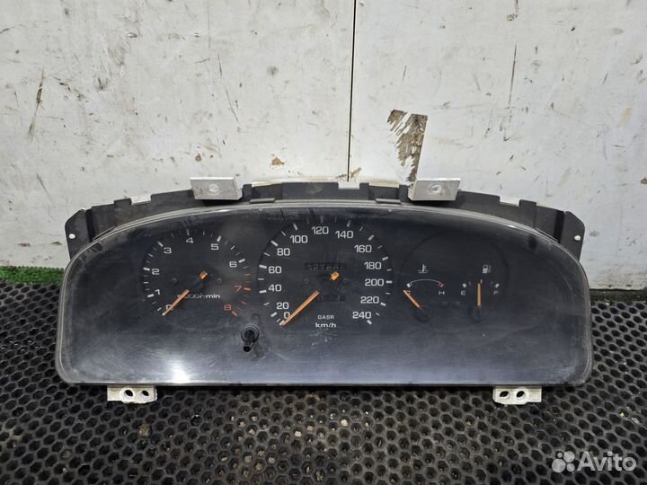 Панель приборов Mazda 626 GE