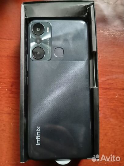 Продам телефон Infinix HOT 20i