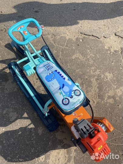 Детский снегокат