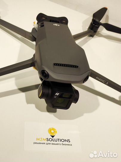 Квадрокоптер DJI Mavic 3