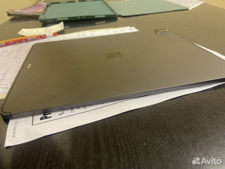 iPad pro 12 9 2022 m1 wi-fi sim