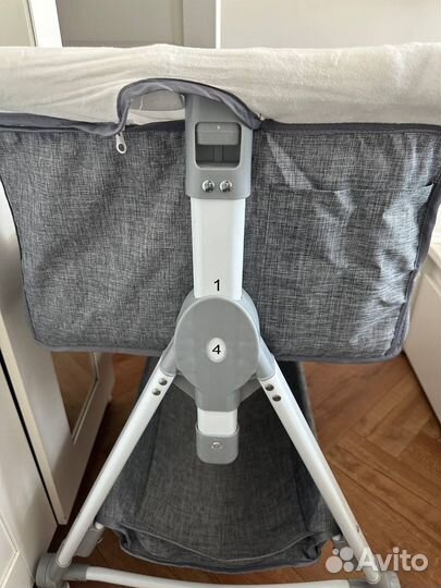 Приставная кроватка для новорожденного