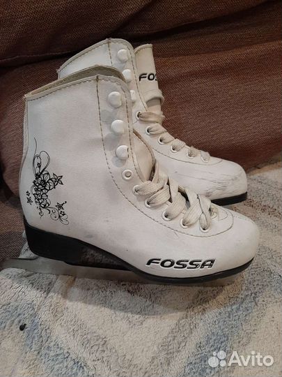 Коньки фигурные