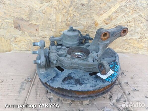 Кулак правый Hyundai Tucson 3 Хендай Туксон 3