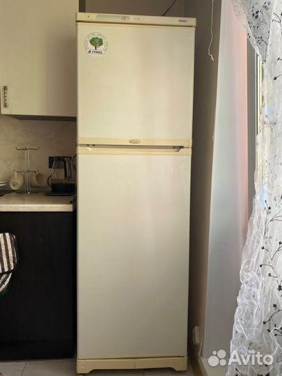 Холодильник бу stinol