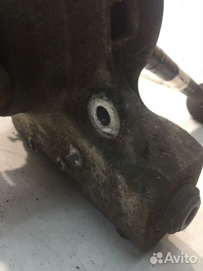 Полуось (привод) (задний, левый) (Jaguar XE)