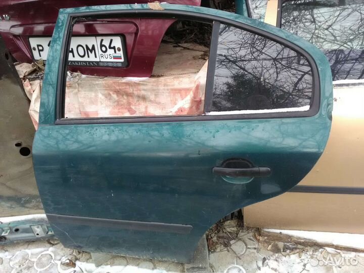 Дверь задняя левая Skoda Octavia Tour A4