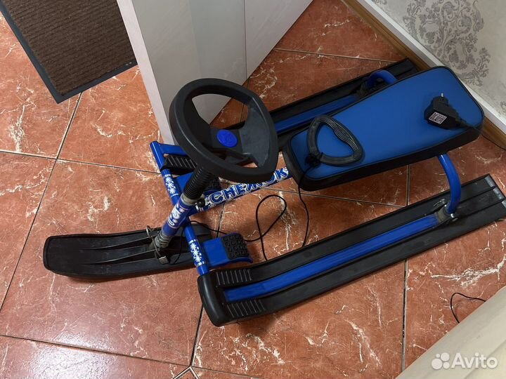 Детский снегокат