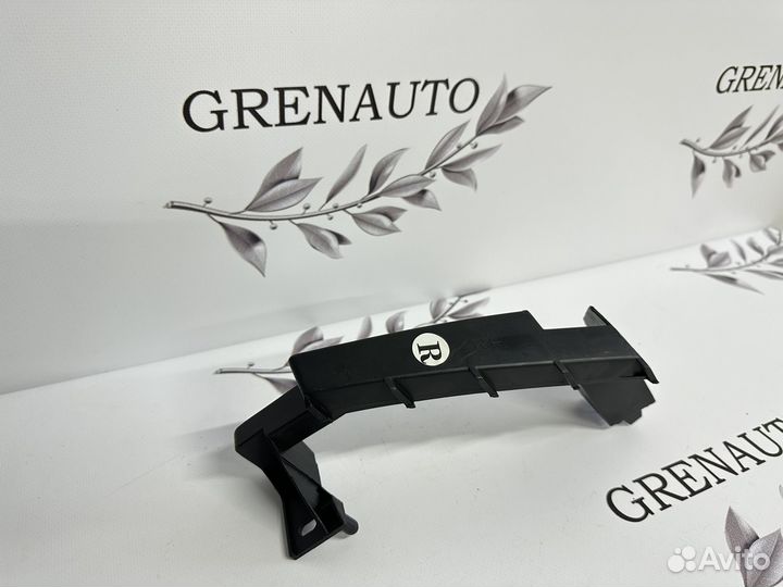 Кронштейн под фару правый mazda 6 gh