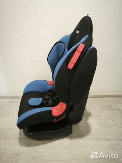 Автомобильное детское кресло от 9 до 25