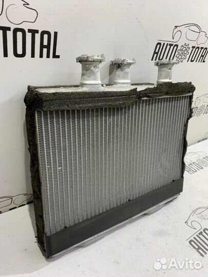 Радиатор отопителя Bmw 745 E65 N62B44 2004