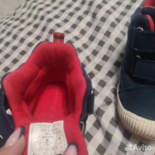 Кроссовки reima