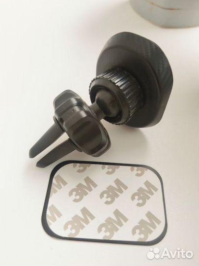 Магнитный держатель для телефона в автомобиль