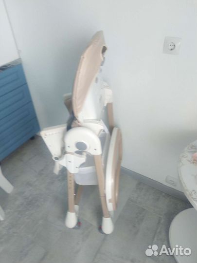 Детский стульчик для кормления omarobaby