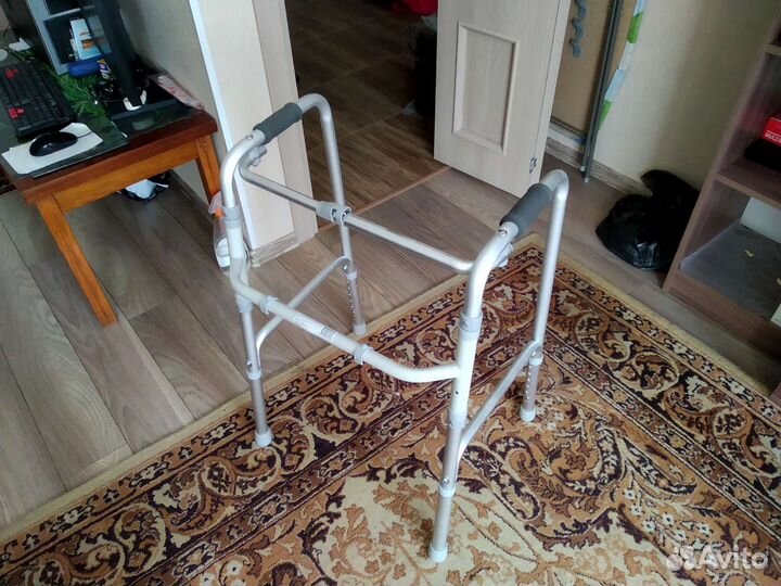 Ходунки для взрослых Armed yu-710