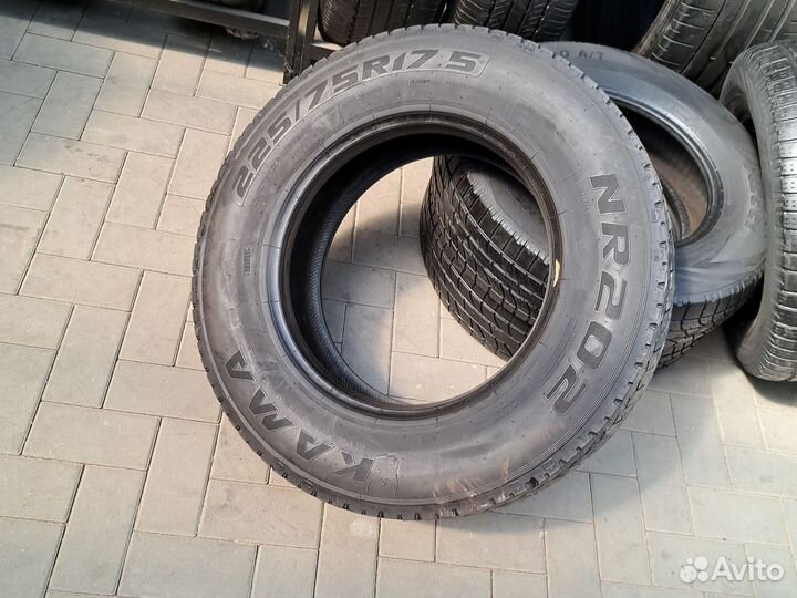 Грузовая шина б/у 225/75 R17.5 кама nr202