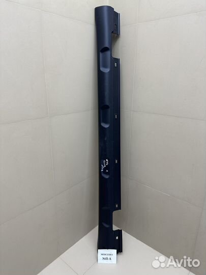 Накладка порога правая Mercedes GLA W156