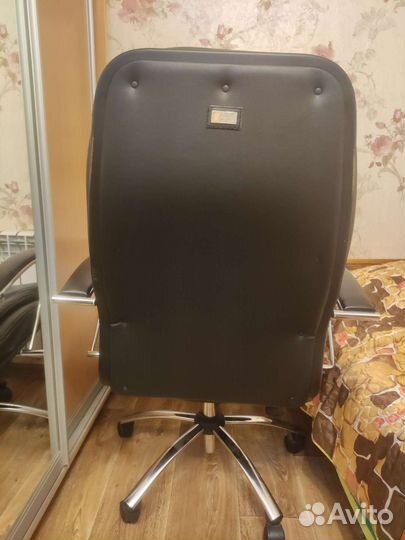 Компьютерное кресло руководителя бу