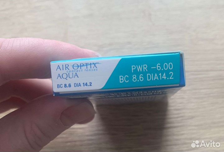 Линзы контактные Air Optix aqua -6