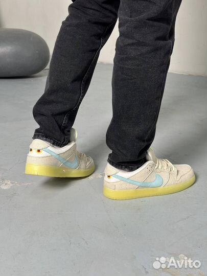 Nike SB Dunk low x Mummy