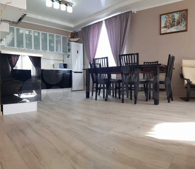 Дом 166 м² на участке 8 сот.