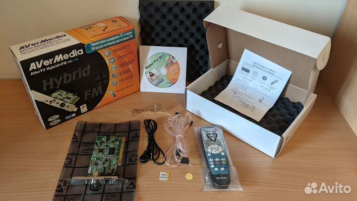 Тв-тюнер для пк AverTV Hybrid+FM PCI