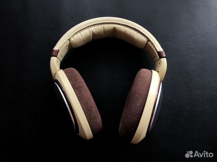Наушники Sennheiser HD 598, в отличном состоянии