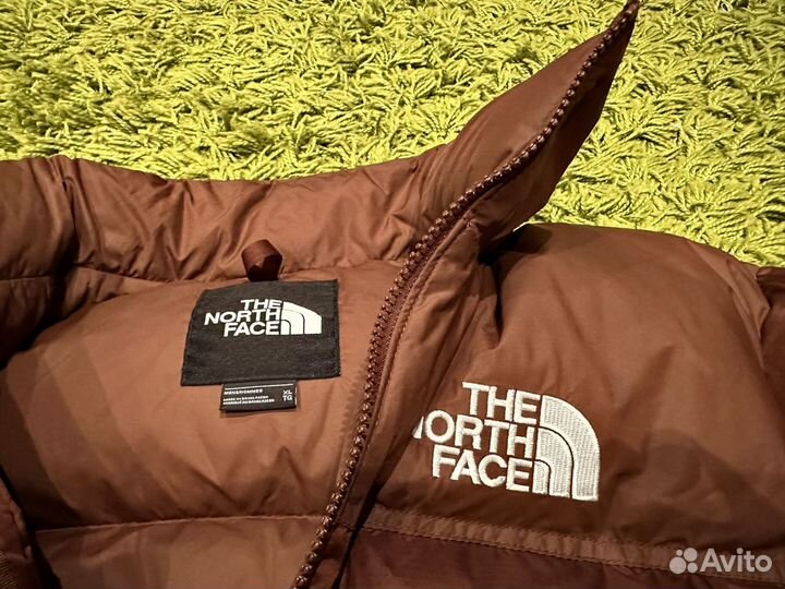 Пуховик The North Face 1996 Nuptse 700 Dark Oak