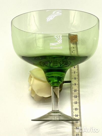 Креманка,зеленое стекло,Жигалкина Л.С.ссср