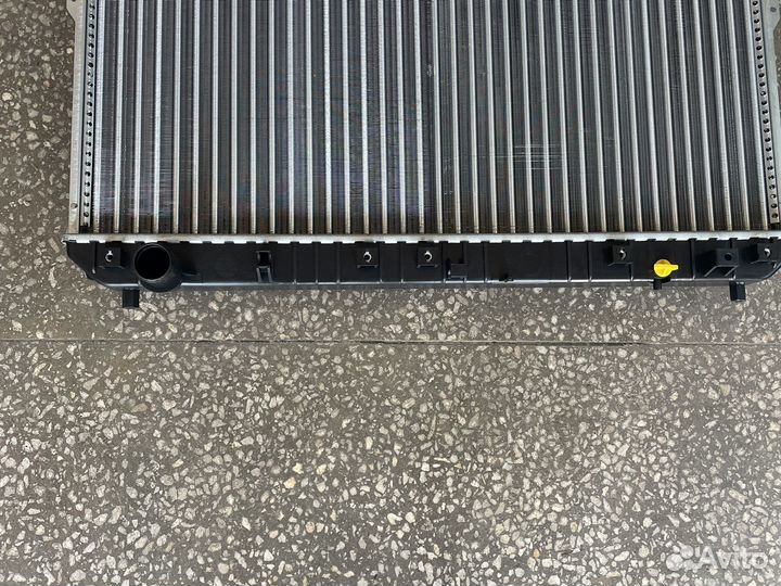 Радиатор охлаждения для Chevrolet Lacetti МКПП