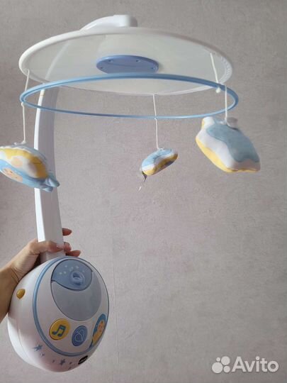 Мобиль на кроватку chicco проектор