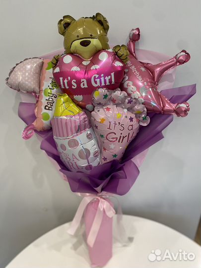 Крафтовый букет из шаров на выписку девочки