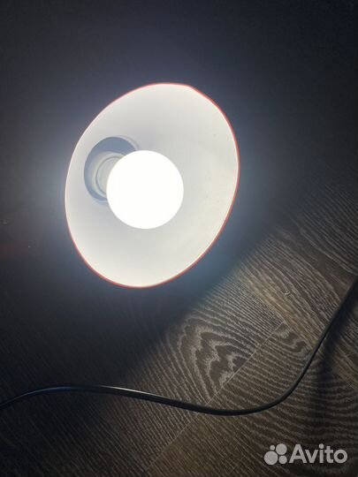 Лампа настольная