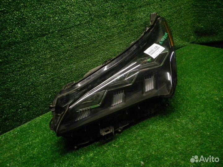Фара левая Lexus NX200/NX200t/NX300/NX300h